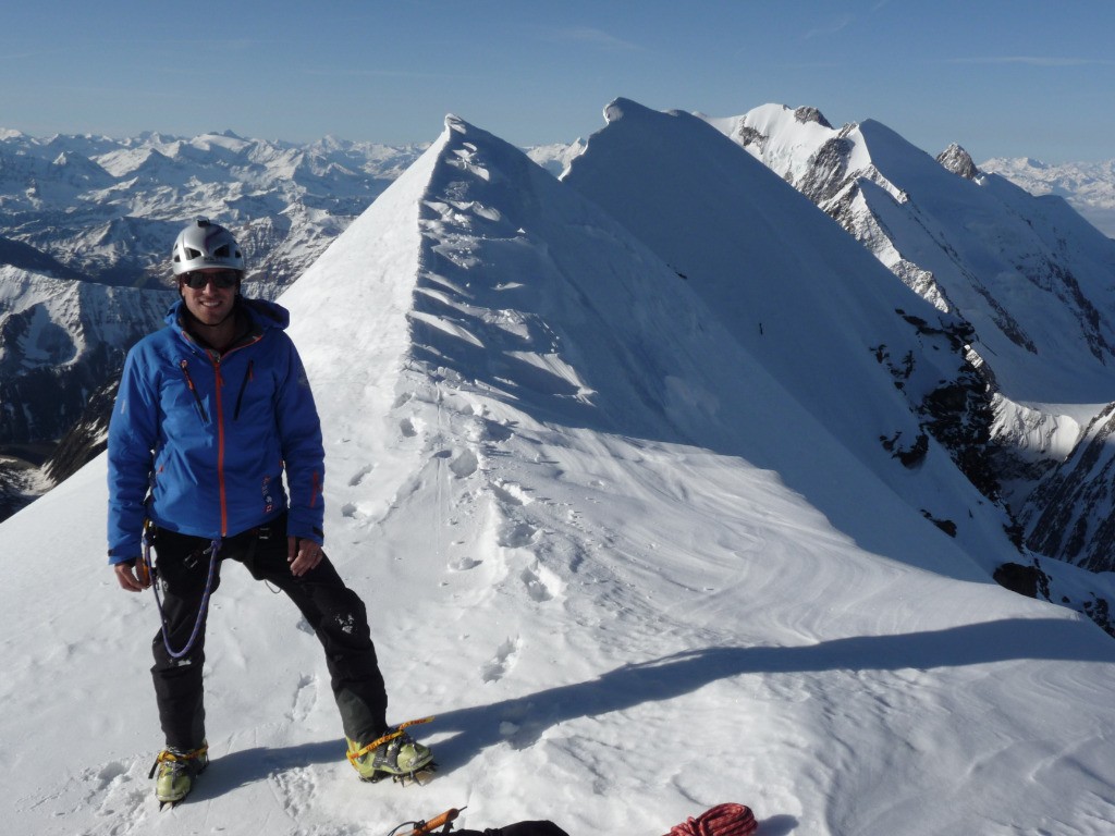 Arrivée sous le Bastion final de l'Aiguille de Bionnassay