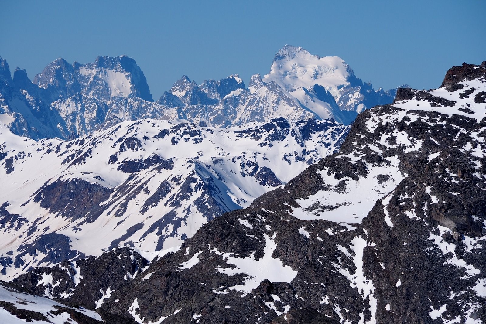 Zoom du coté des Ecrins.