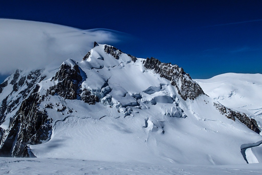 #6 Mont Maudit et Mont Blanc dans la tourmente Mont Maudit et Mont Blanc dans la tourmente