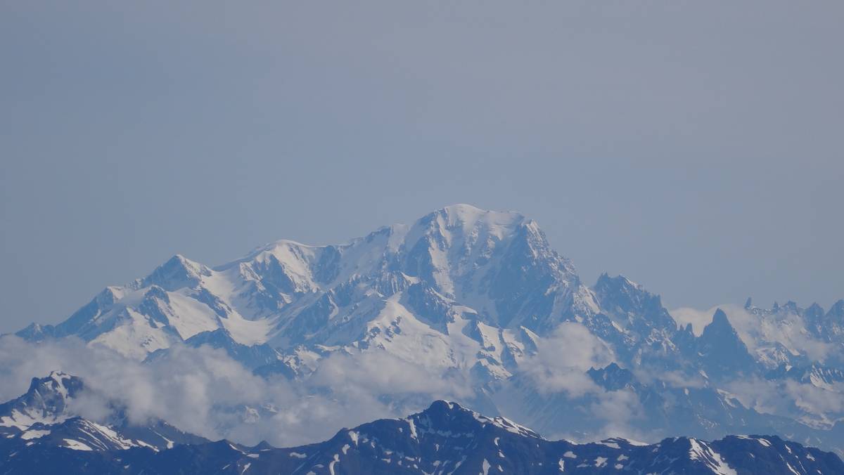 #5 The place to be en ce moment... The place to be en ce moment...