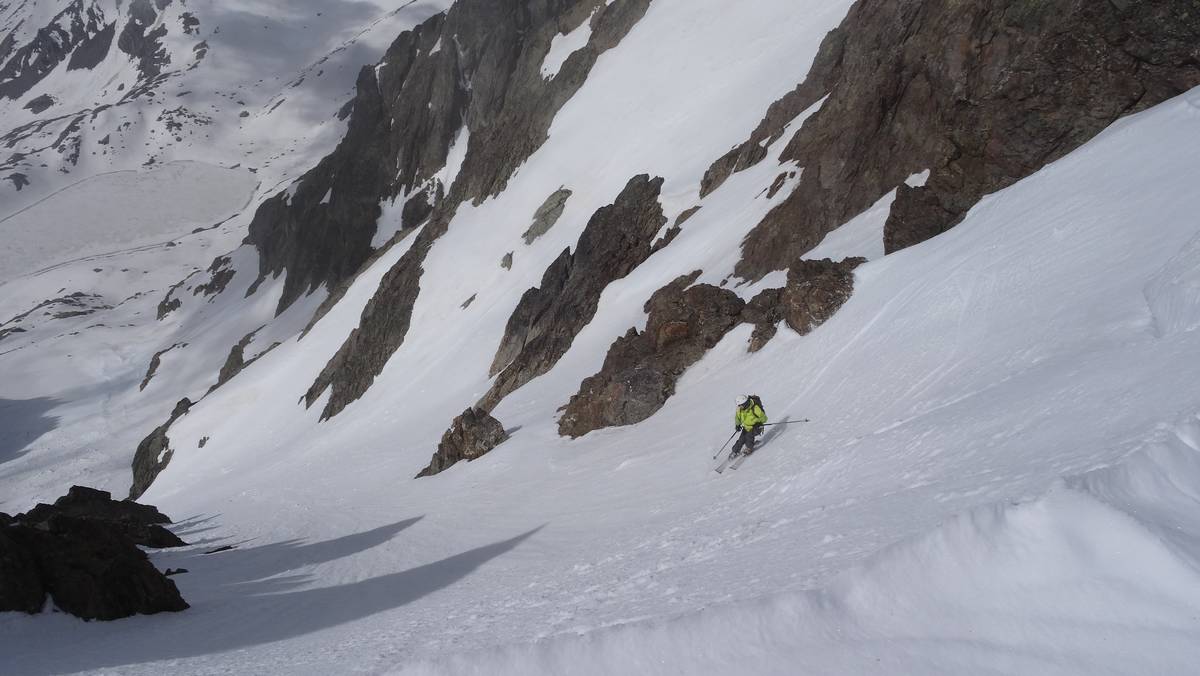 #6 Steph déflore le couloir Steph déflore le couloir