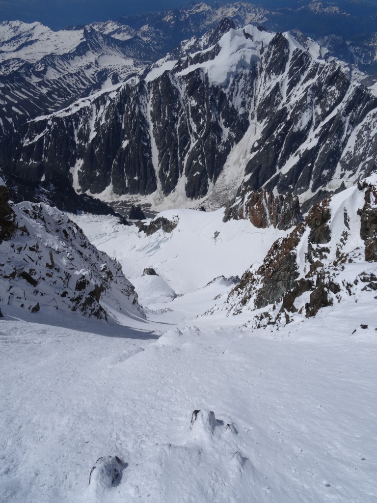 belle vue sur les aiguilles de tré la tête, ça penche un peu moins