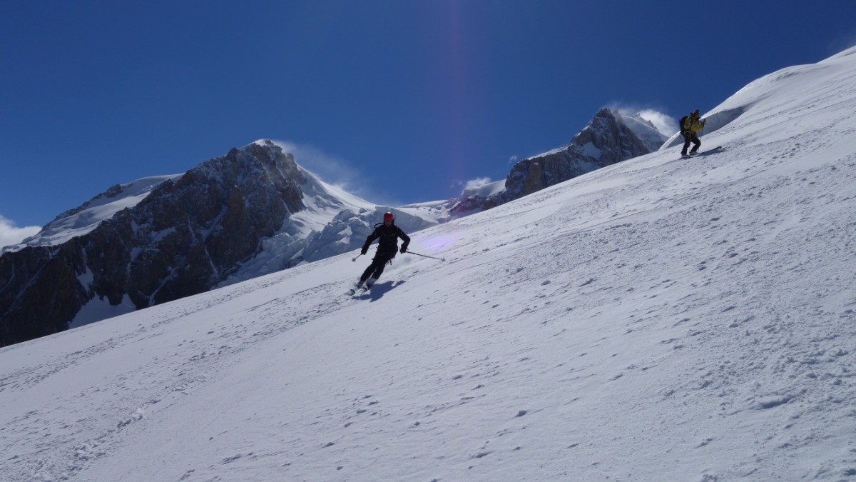 Joël apprécie la bonne neige