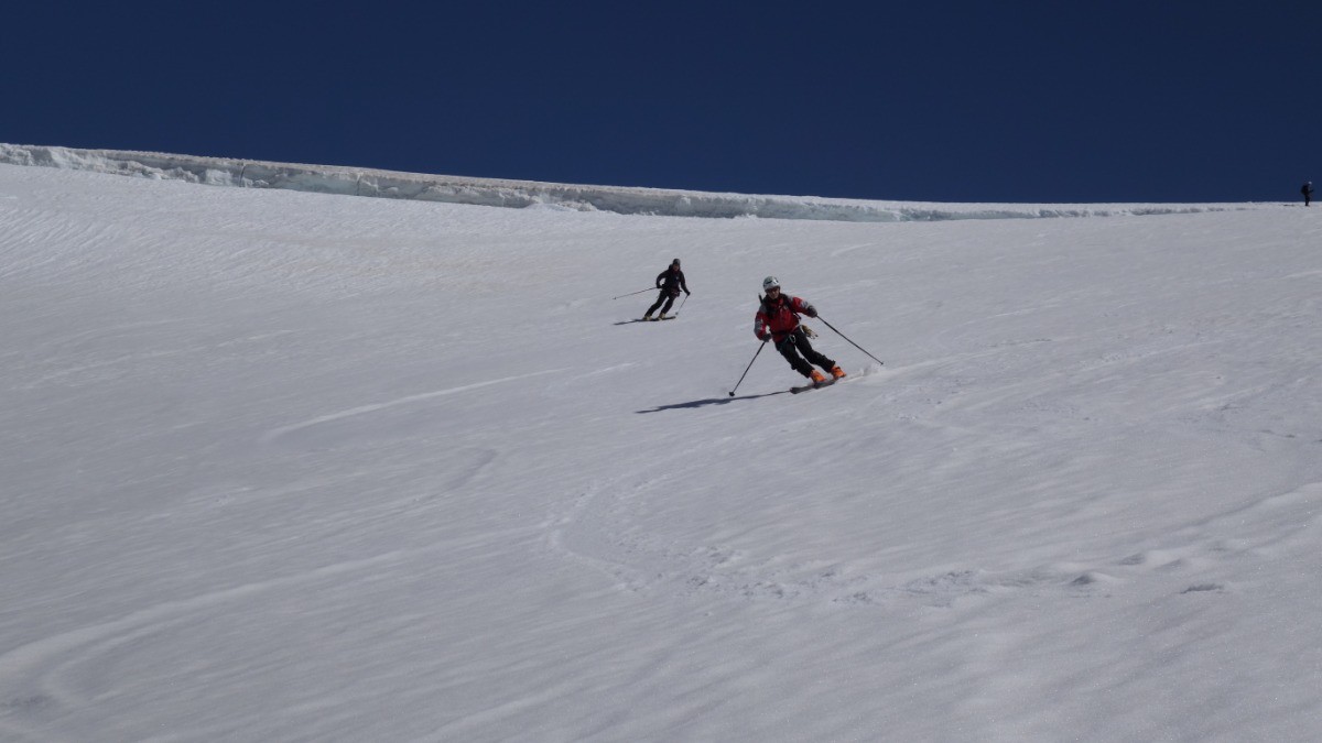 Descente en excellente moquette, ici David et Delphine