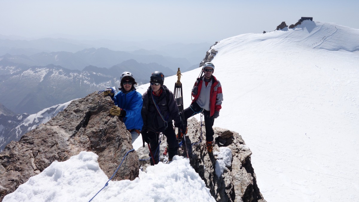 Delphine, Yves et David au sommet