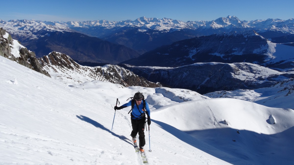 #7 Pourri et Grande Casse en arrière plan Pourri et Grande Casse en arrière plan