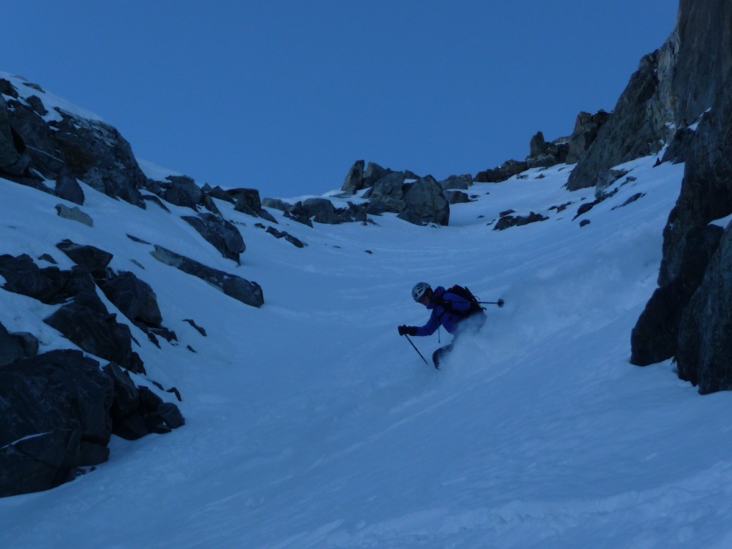 Yann te raconte qu'il ne sait pas trop skier dans du raide...