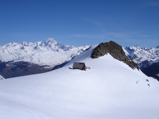 #3 Devant le Mont Blanc : Le refuge de Turia Devant le Mont Blanc : Le refuge de Turia