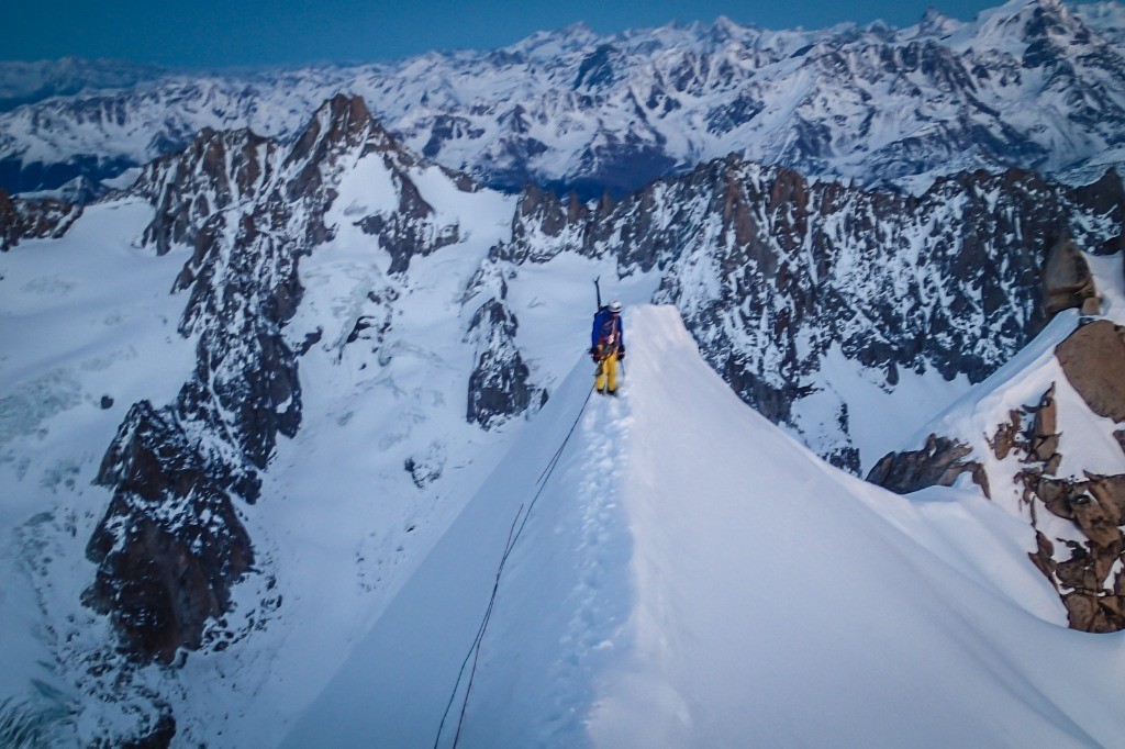#15 Bientôt en haut Bientôt en haut
