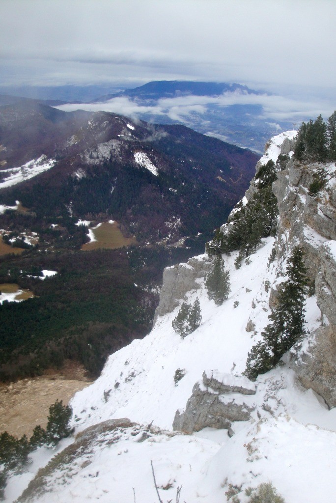 La croix en haut à droite et l'effondrement dessous