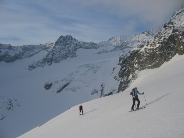#9 Glacier du Sélé : Anne-Cé et Yann sur fond de glacier du Sélé (que l Glacier du Sélé : Anne-Cé et Yann sur fond de glacier du Sélé (que l'on visitera, en long, en large, et en travers!)