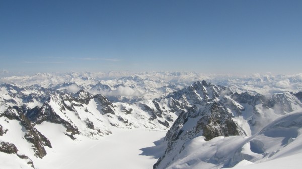 #4 Vue du sommet : Vue du sommet
Photo: Sylvain Vue du sommet : Vue du sommet
Photo: Sylvain