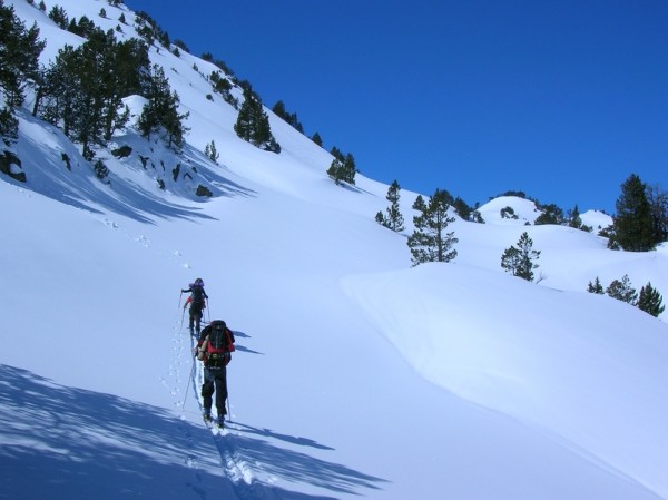 Jour 2 : Vers le col d'Aumar. Superbe journée, on en prend plein les yeux !