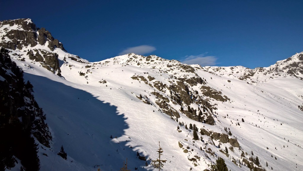 #15 On rejoint la combe de brèche fendue On rejoint la combe de brèche fendue