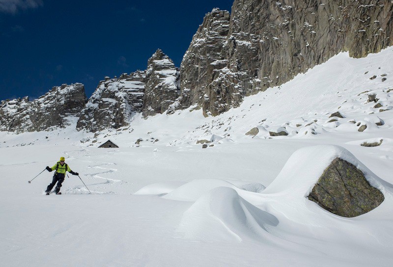 #13 Descente en bonne neige, vers 1950 Descente en bonne neige, vers 1950