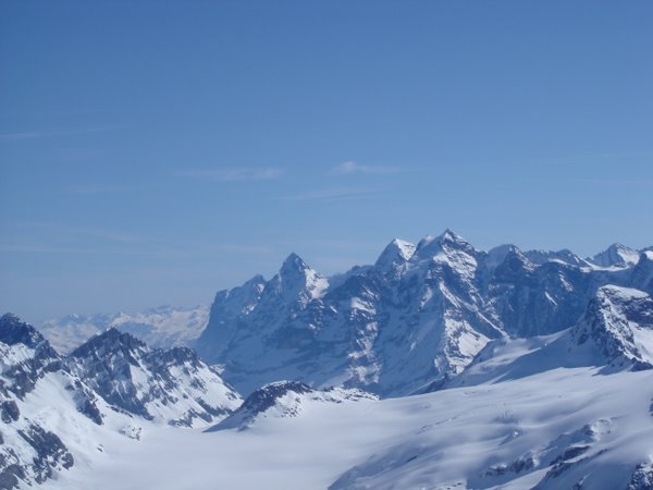 #7 Eiger,Mönch,Jungrau : Célèbre triptyque Eiger,Mönch,Jungrau Eiger,Mönch,Jungrau : Célèbre triptyque Eiger,Mönch,Jungrau