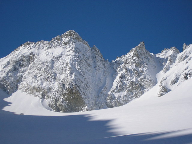 #6 jolies aiguilles : le bonheur d jolies aiguilles : le bonheur d'être seuls dans ce magnifique vallon....