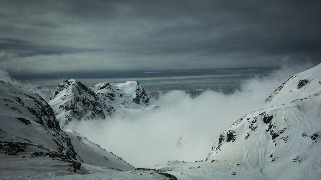 Le brouillard monte