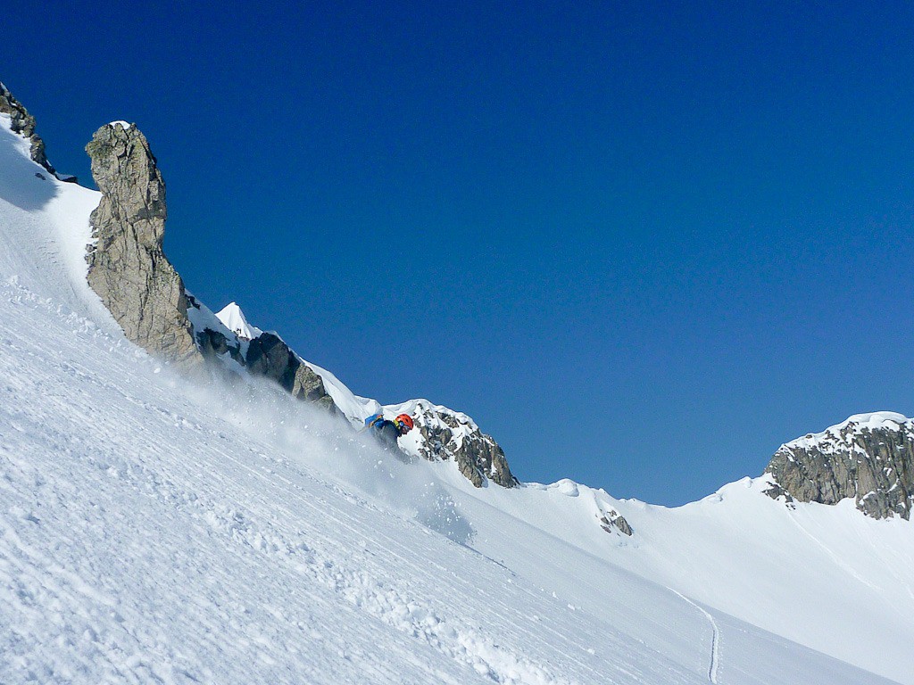 #18 Pierre se cache Pierre se cache