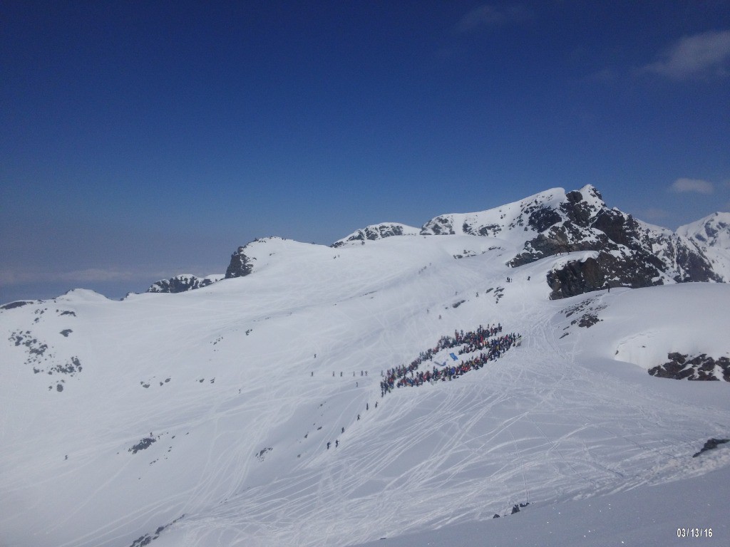 #10 Depuis le sommet un élan de solidarité pour le vallon des Vans, le cœur se remplie progressivement Depuis le sommet un élan de solidarité pour le vallon des Vans, le cœur se remplie progressivement