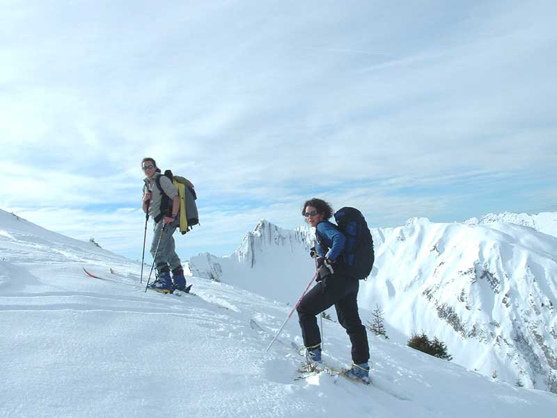 #3 fabienne et Armelle : Fabienne et Armelle sur fond des arlicots fabienne et Armelle : Fabienne et Armelle sur fond des arlicots