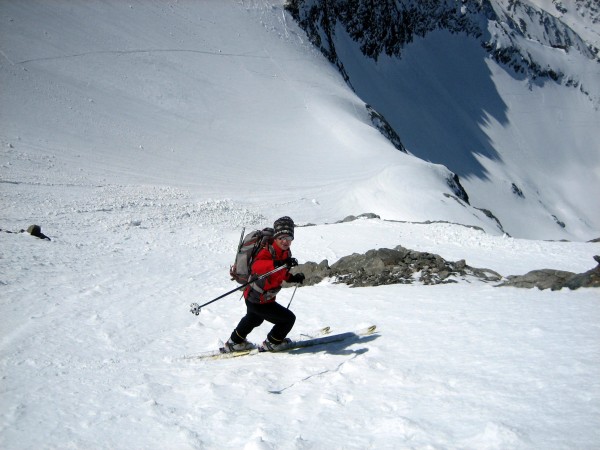 #1 Le petit couloir : J-F dans le bas du petit couloir Le petit couloir : J-F dans le bas du petit couloir