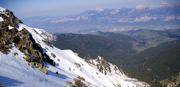 #3 Vue sur le Grésivaudan : De belles traces sous le col (qu Vue sur le Grésivaudan : De belles traces sous le col (qu'on ne voit pas sur la photo :) )