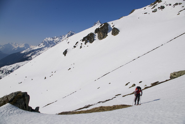 #1 Yannick sous le col à 2000 m : Effort, ça chauffe ! Yannick sous le col à 2000 m : Effort, ça chauffe !
