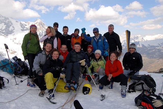 au col (ph philippe descamps) : la troupe !