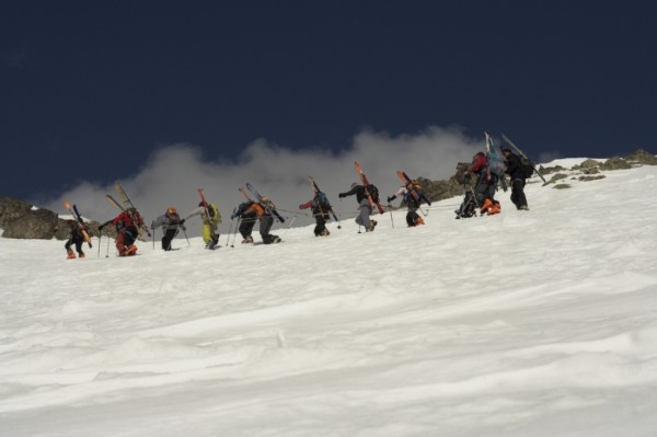 Queuleuleue : Juste avant le col, la dernière traversée