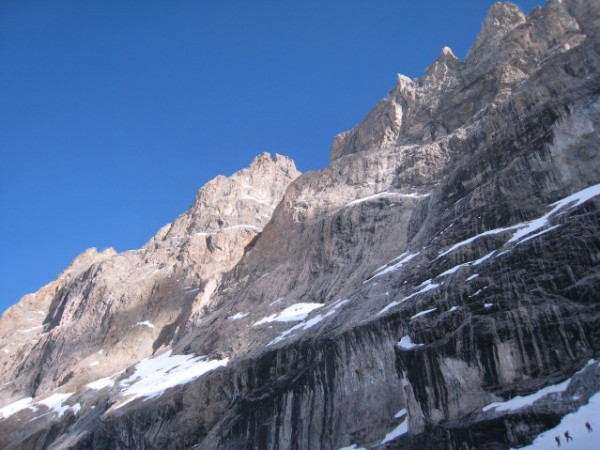 #4 Où sont les Charlies ? : Tout petit petit Où sont les Charlies ? : Tout petit petit