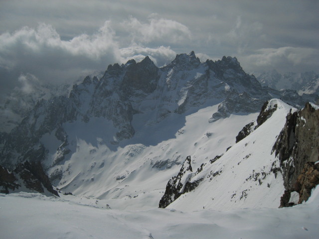 #37 La Grande Ruine : La face N et ses couloirs 5.xxxxx La Grande Ruine : La face N et ses couloirs 5.xxxxx