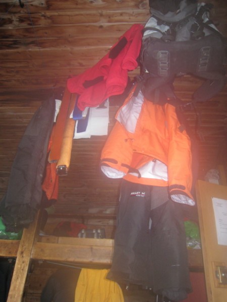 #18 Séchage : Refuge de l Séchage : Refuge de l'Aigle. Poële en panne, ça caille.