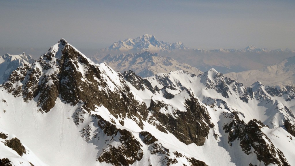 mister Mont-Blanc avec le Roc Pellegrin devant