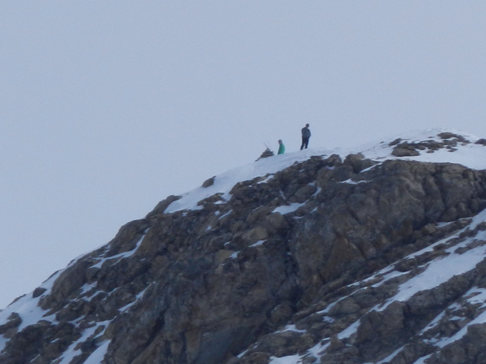 ces personnes se reconnaîtront peut-être sur l'aiguille d'orciéres