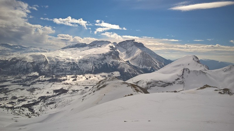 Vue sur le Col de Festre et la combe de la Cluse