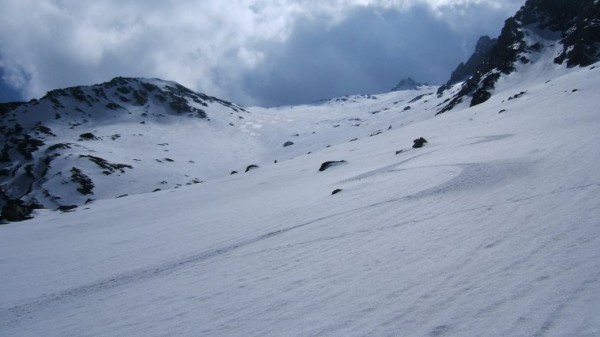 #1 face Nord Grand Argentier : en redescendant du coté Nord du Grand Argentier, la fin se fit sur de la moquette face Nord Grand Argentier : en redescendant du coté Nord du Grand Argentier, la fin se fit sur de la moquette