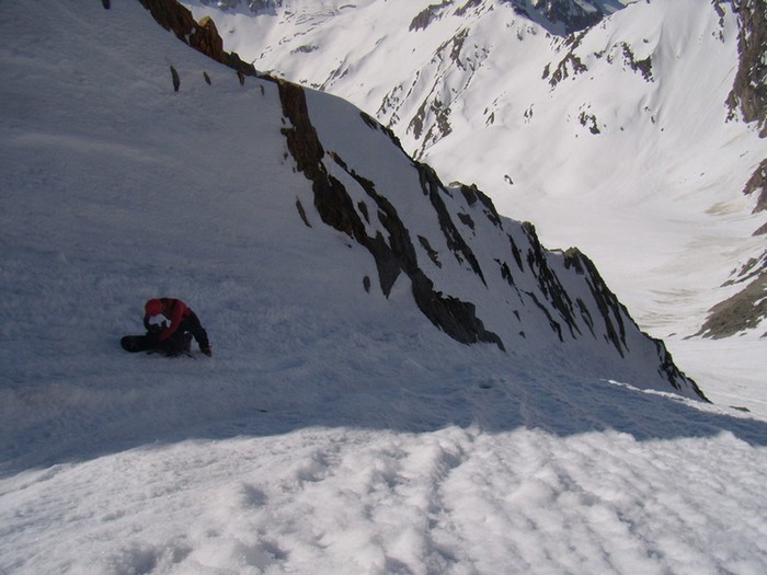 #2 Sache : Ambiance dans la patrie basse du couloir. Sache : Ambiance dans la patrie basse du couloir.