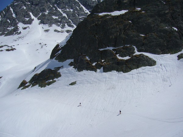 #9 Dôme de Polset : Grands espaces et personne dans la traversée en face du refuge du Polset. Dôme de Polset : Grands espaces et personne dans la traversée en face du refuge du Polset.