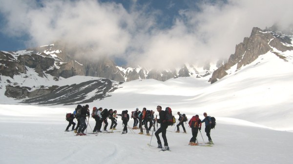 #1 Le troupeau des Ouriens : Le troupeau des Ouriens regroupé dans la descente du vallon de bonne nuit. Le troupeau des Ouriens : Le troupeau des Ouriens regroupé dans la descente du vallon de bonne nuit.