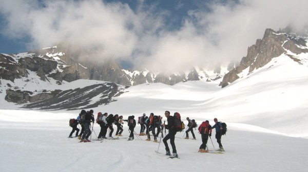 Le troupeau des Ouriens : Le troupeau des Ouriens regroupé dans la descente du vallon de bonne nuit.