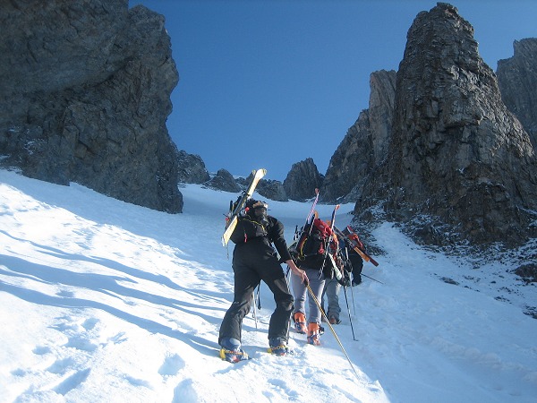 Couloir SW : L'équipe de 8 dans le couloir SW