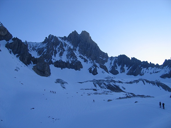 Vallon de la Fournache : L'avant du peloton dans le vallon de la Fournache.