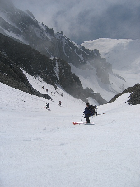 Couloir Sud-Est : Ca bouchonne dans le couloir sud-est...