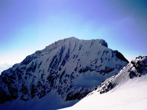 #7 Face nord de la Dent Parrachée : Impressionante face Nord.
Tiens, on voit des ouriens au sommet Face nord de la Dent Parrachée : Impressionante face Nord.
Tiens, on voit des ouriens au sommet