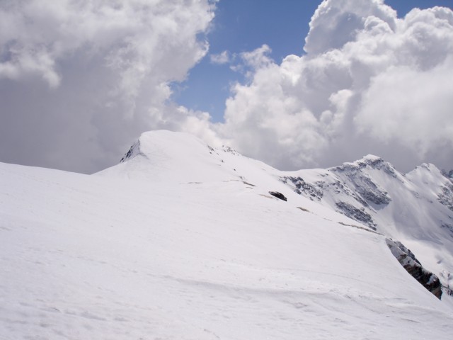 #13 Du sommet : Vue sur le dôme de l Du sommet : Vue sur le dôme de l'Arpon tout proche