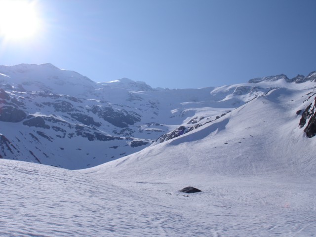 #4 Cirque du Génépy : Vue depuis l Cirque du Génépy : Vue depuis l'emplacement de l'ancien refuge balayé par une avalanche