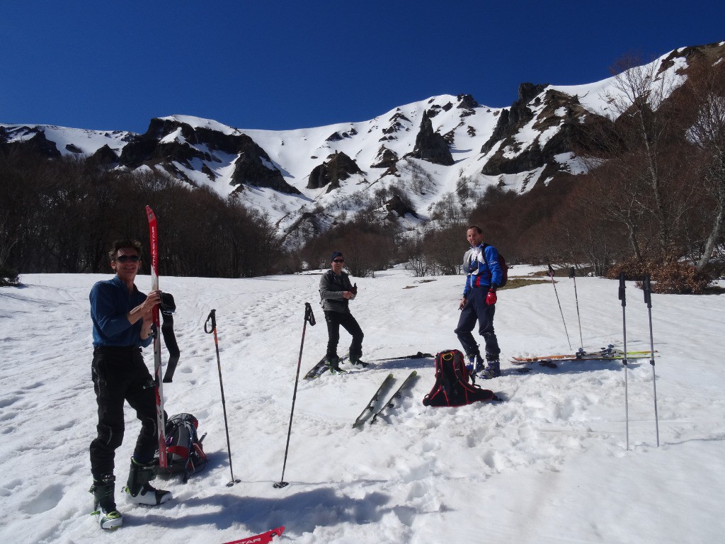 #8 de gauche à droite: pierrot,bertrand,dominique de gauche à droite: pierrot,bertrand,dominique