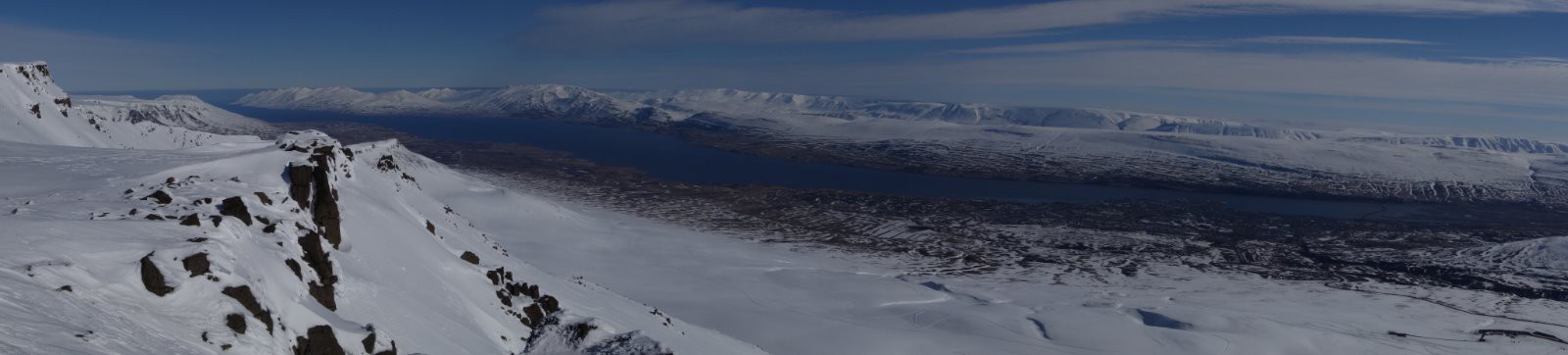 Panorama sur le fjord et sur Akureyri