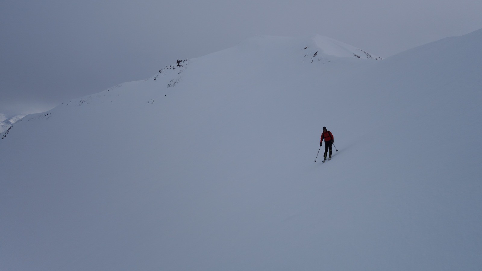 Début de descente sans grande visibilité